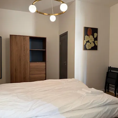 Linden - 5 Min To Old Town Апартаменти
