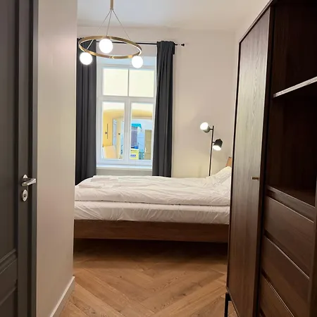 Linden - 5 Min To Old Town Апартаменти Рига